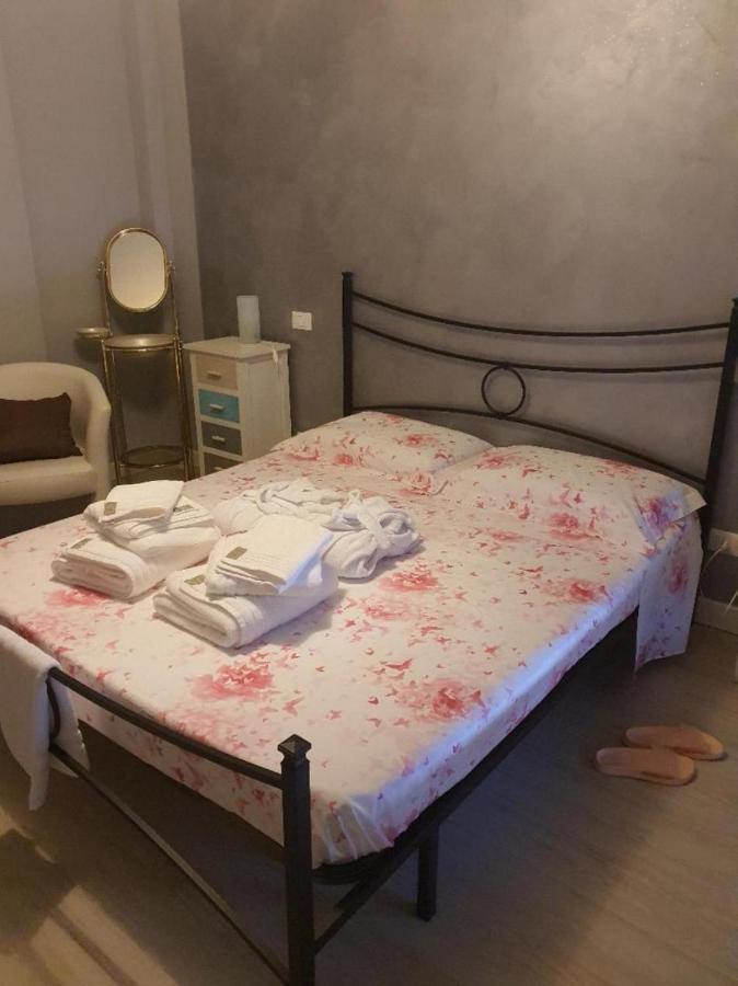 Готель La Casa Di Arturo Верона Екстер'єр фото